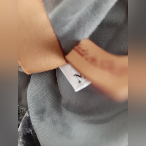 Velvet top - Picture 2 of 7